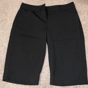 Women’s Express Editor Bermuda Shorts - Size 2